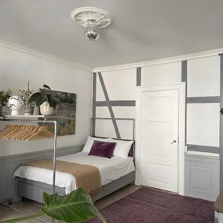 Daire Bright Historic In